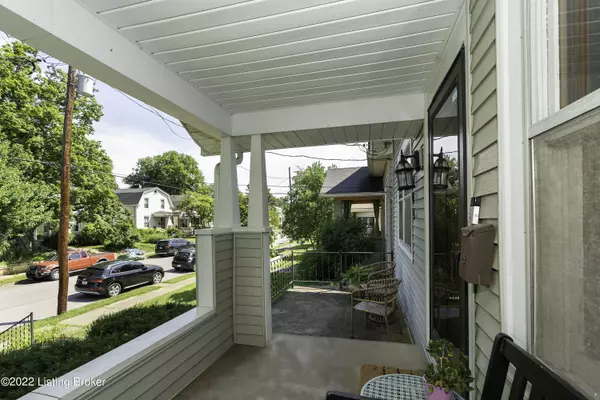 Louisville, KY 40205,1894 Richmond Dr