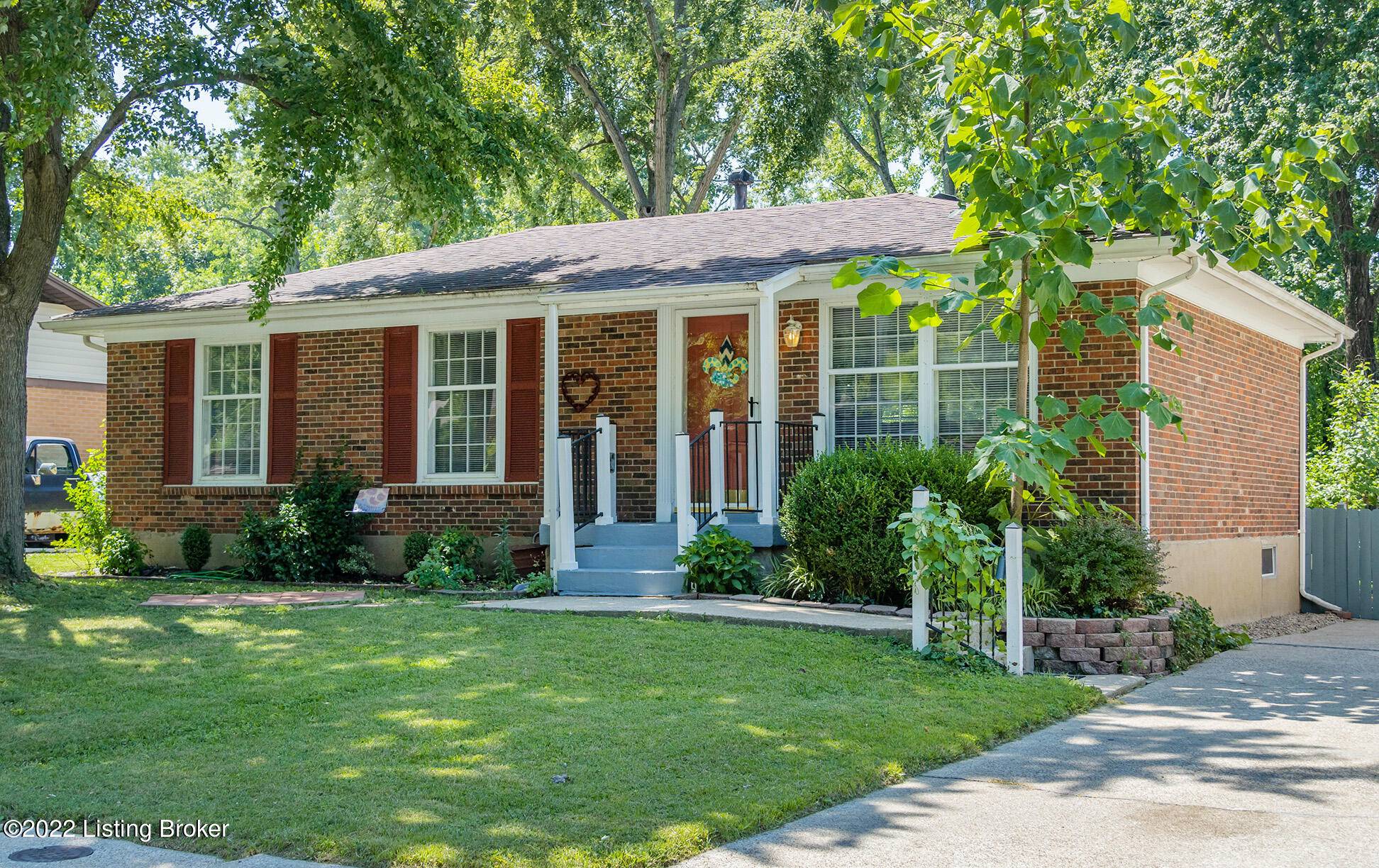 Louisville, KY 40214,810 Flicker Rd