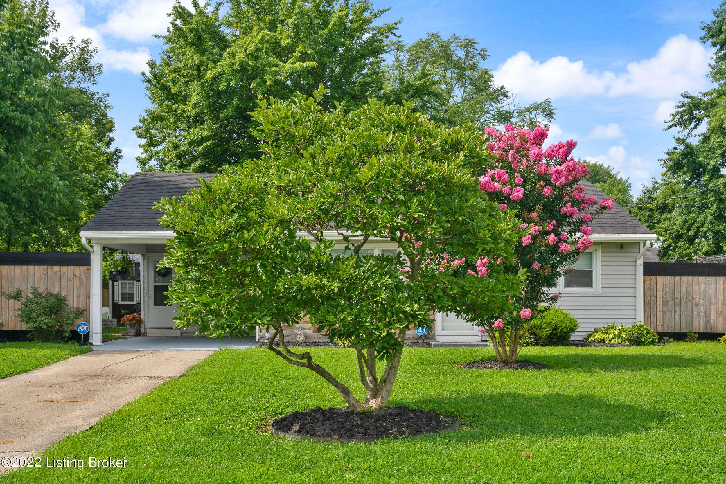 Louisville, KY 40272,7008 SW Welford Ave
