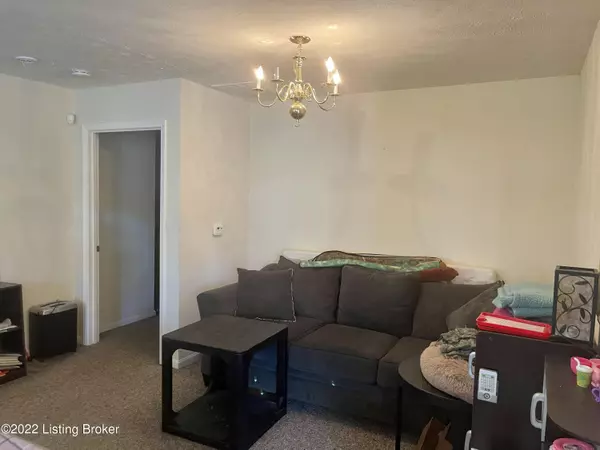 Louisville, KY 40272,11309 Ridge Lake Dr