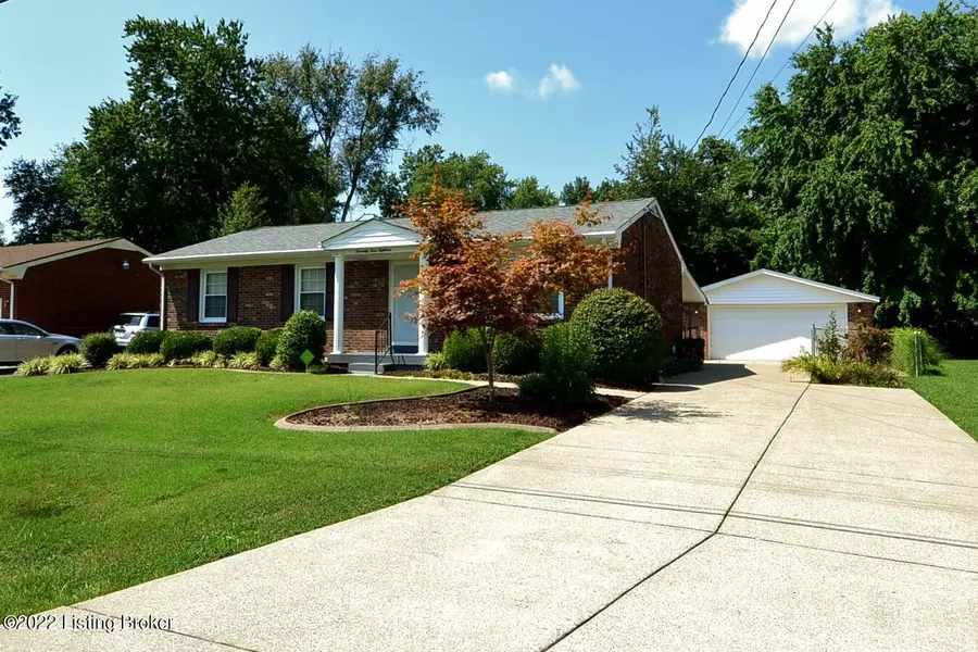 7418 Blue Wing Dr, Louisville, KY 40258