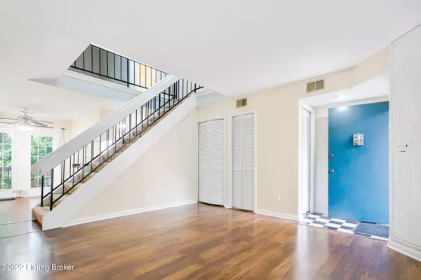 Louisville, KY 40206,336 Crescent Spring Dr