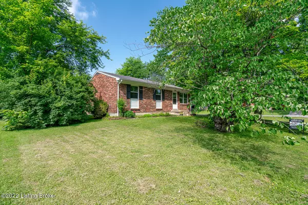 Louisville, KY 40272,2408 Kings Cross Ct