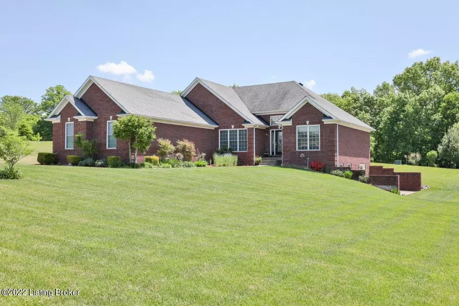 25 Henry Ct, Fisherville, KY 40023