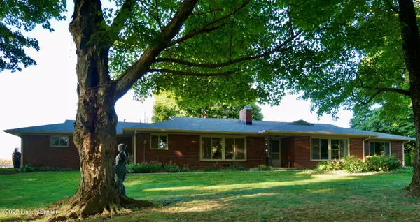 1755 E Dugan Hollow, Madison, IN 47250