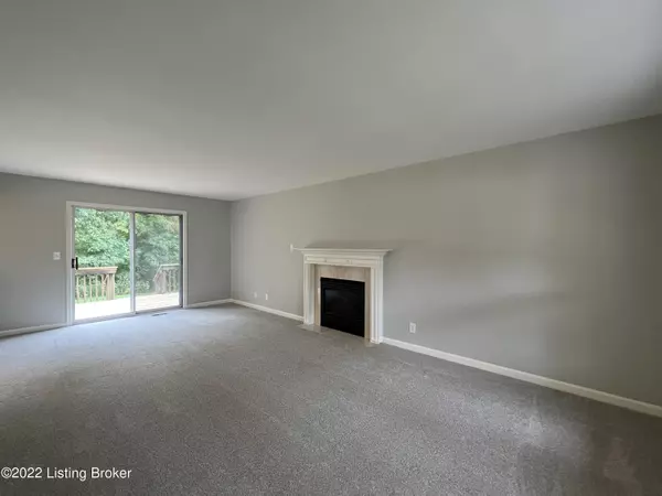 Florence, KY 41042,8176 Rose Petal Dr