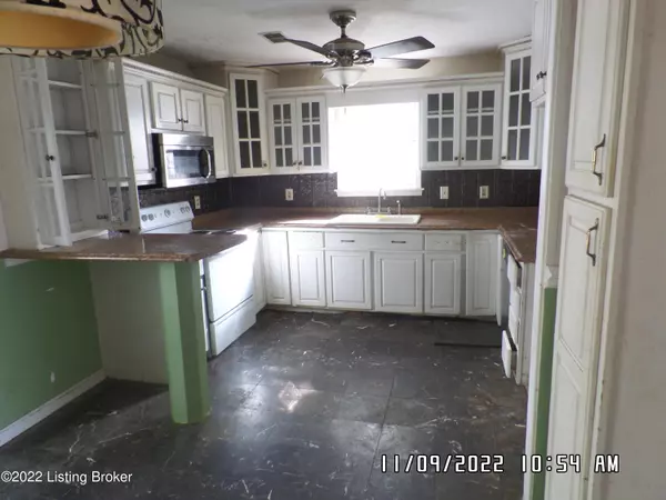 Eastview, KY 42732,11710 Sonora Hardin Springs Rd