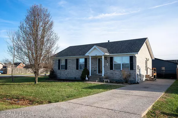 472 Beechcliff Cir, Shepherdsville, KY 40165