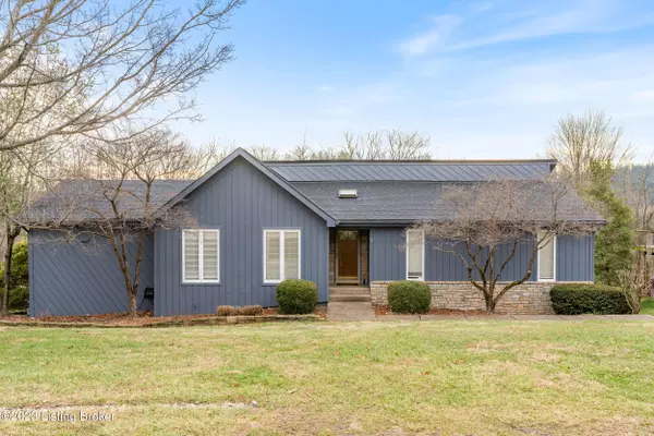 Prospect, KY 40059,3906 Deer Lake Cir