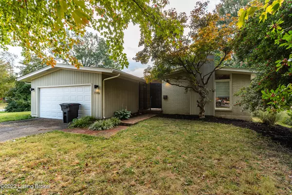 7108 Woolrich Rd, Louisville, KY 40222