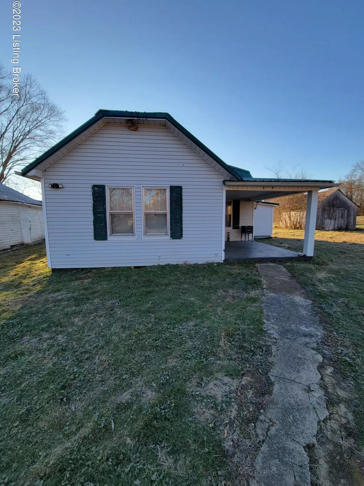 Columbia, KY 42728,319 Dry Creek Rd