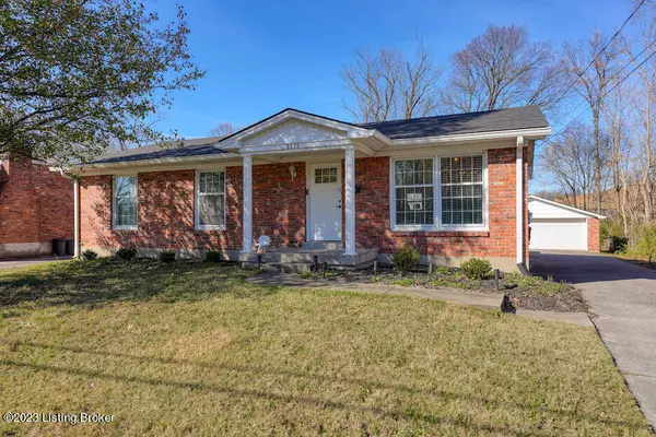 3111 Mid Dale Ln, Louisville, KY 40220