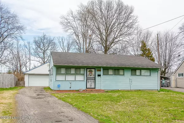 4807 Raven Rd, Louisville, KY 40213