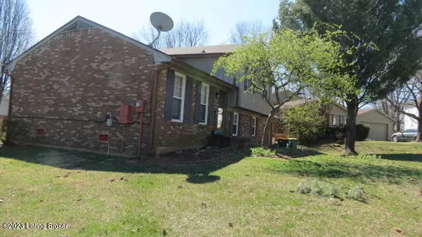 Louisville, KY 40245,11906 Wide Spring Ct