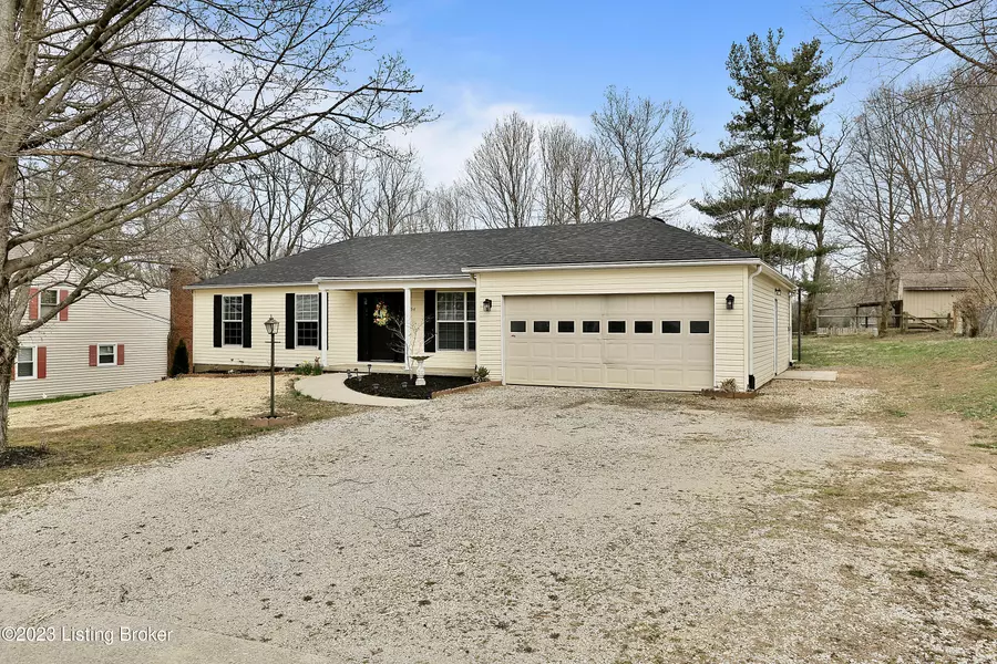 54 Chenault Dr, Finchville, KY 40022