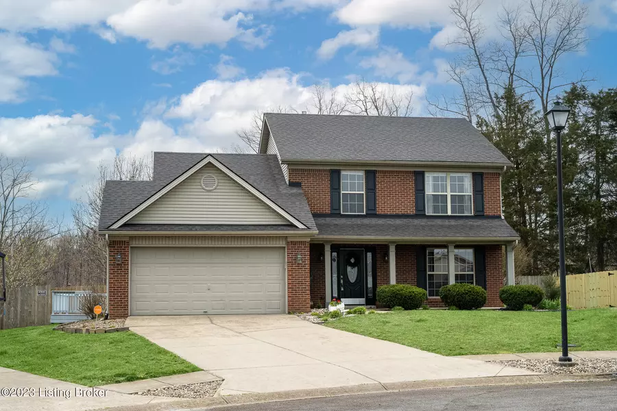 201 Maple Shade TRCE, La Grange, KY 40031