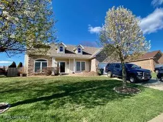 323 Vineland Place Dr, Vine Grove, KY 40175