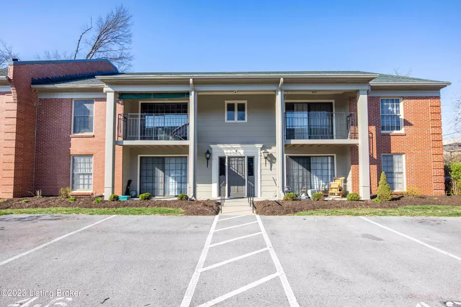 4 Dupont WAY #8, Louisville, KY 40207