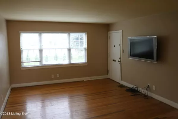 Rolling Fields, KY 40207,3621 Brownsboro Rd #302 C