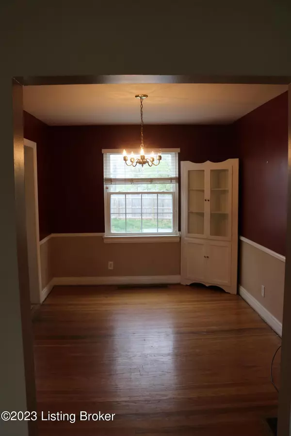 Rolling Fields, KY 40207,3621 Brownsboro Rd #302 C