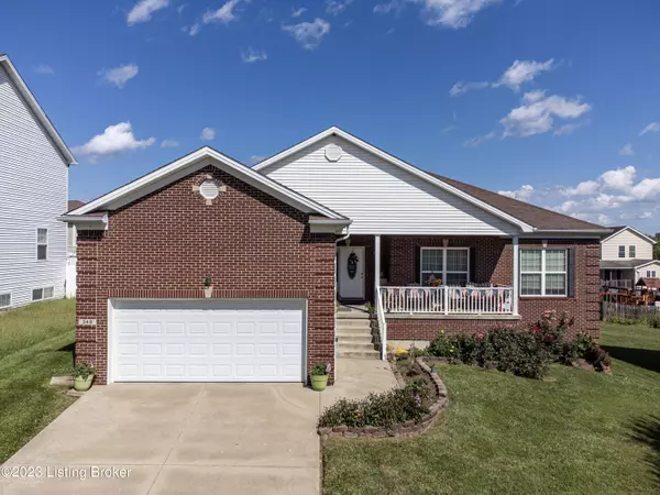 348 Vineland Place Dr, Vine Grove, KY 40175