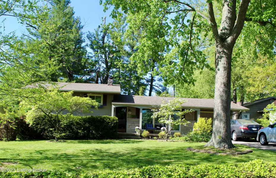 1312 Monroe Dr, Madison, IN 47250