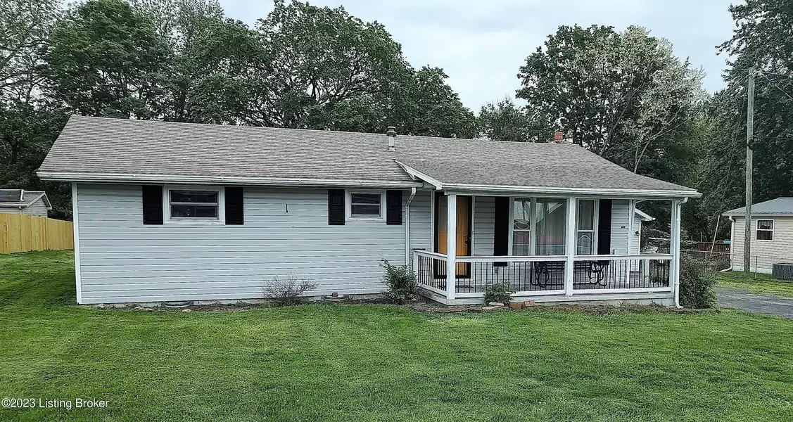1740 Blackmore St, Madison, IN 47250