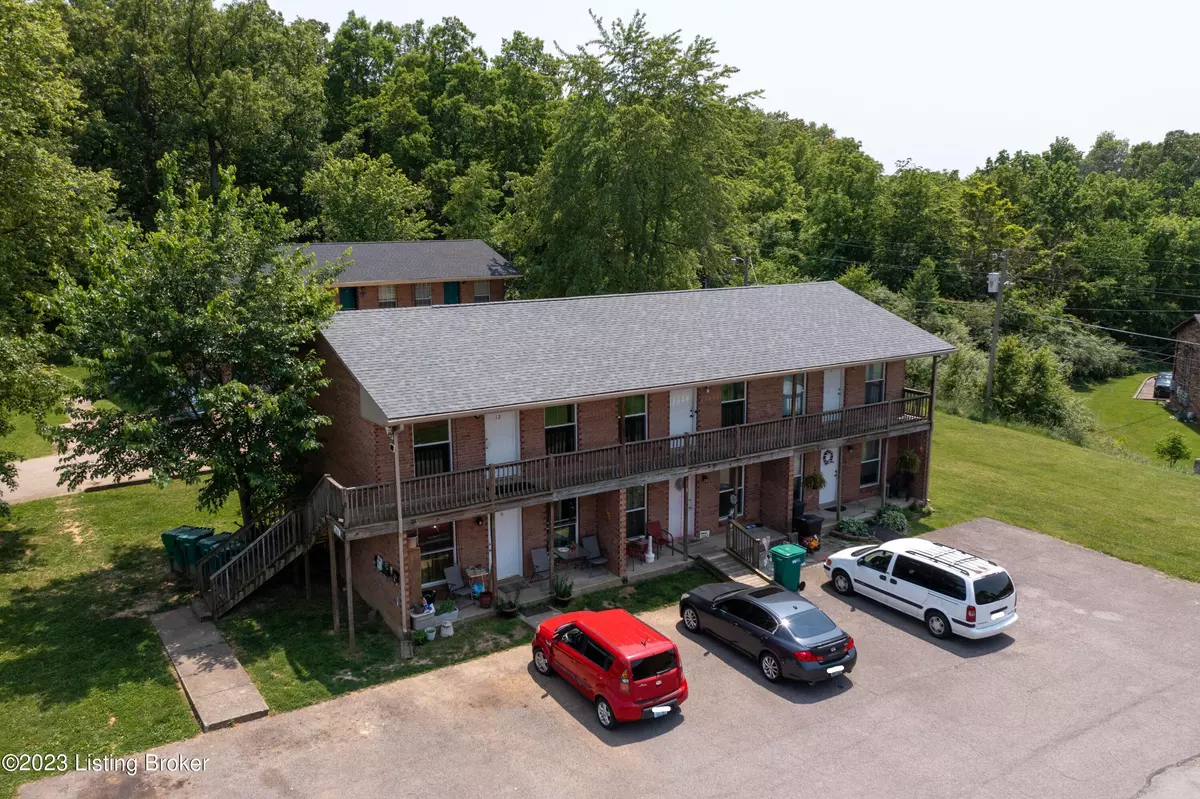 Radcliff, KY 40160,266 Elmwood Dr