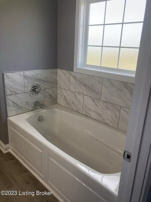 Upton, KY 42784,27 Kildare Ct