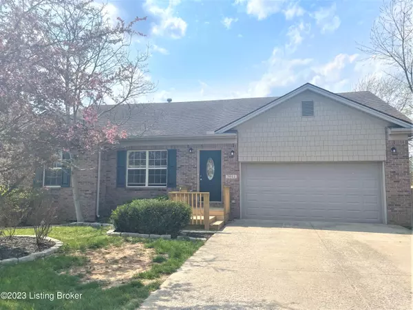 5011 Black Falcon WAY, Shelbyville, KY 40065