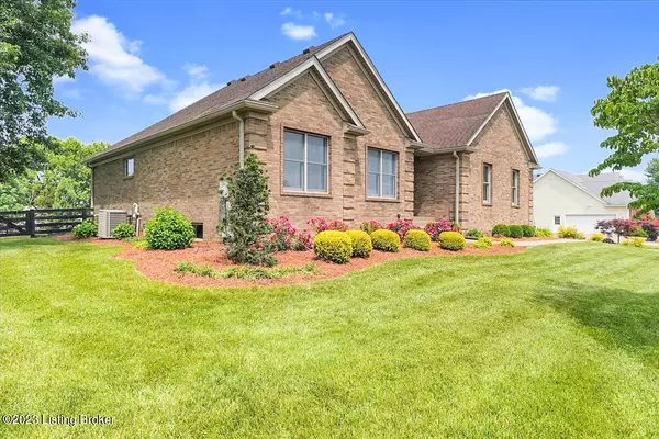 Buckner, KY 40010,5101 Fox Run Rd