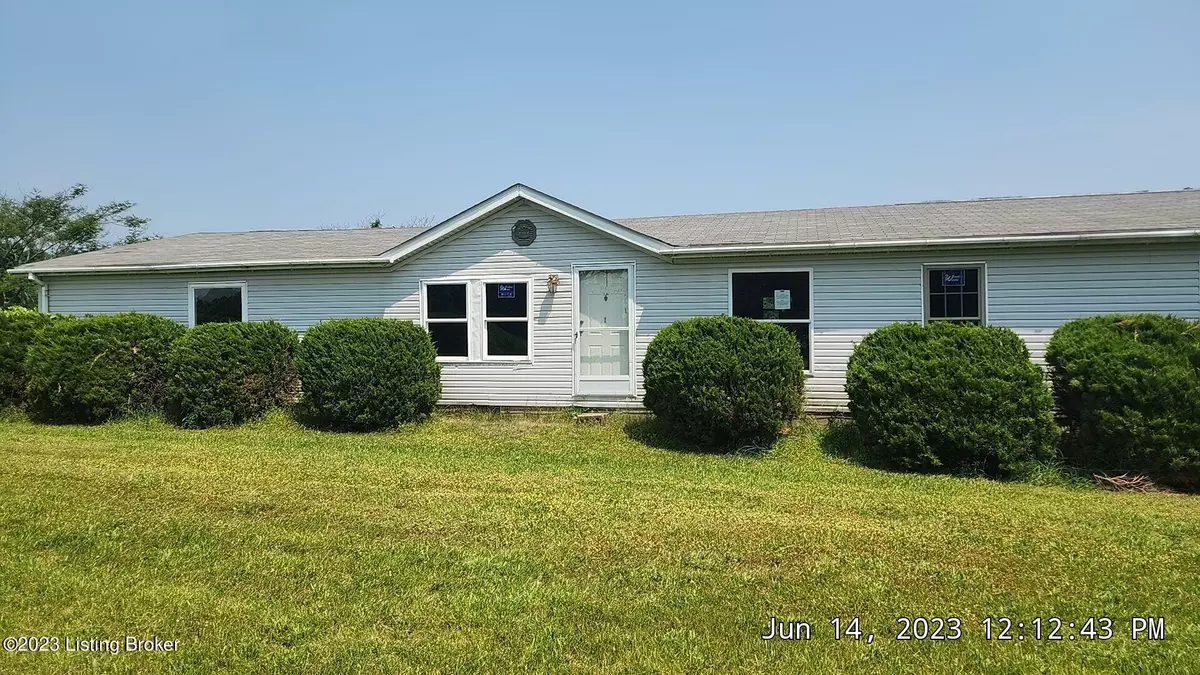 Salem, IN 47167,4593 W Henderson Park Rd