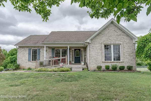 558 Settlers Point Dr,  Taylorsville,  KY 40071