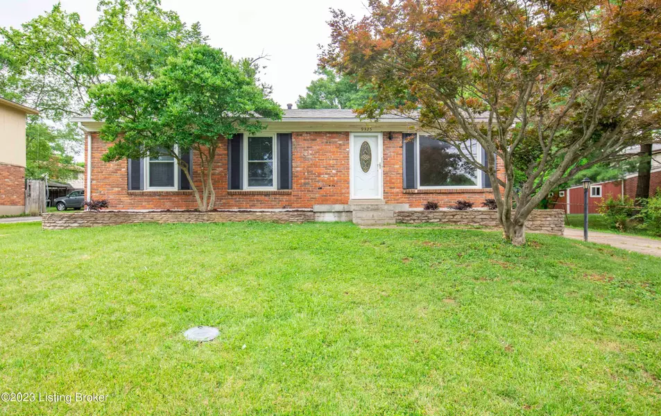 9325 Hudson Ln, Louisville, KY 40291