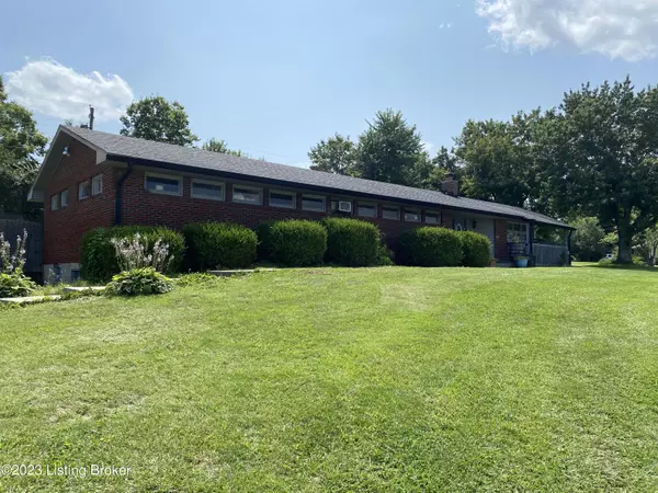 45 Darlene St, Eminence, KY 40019