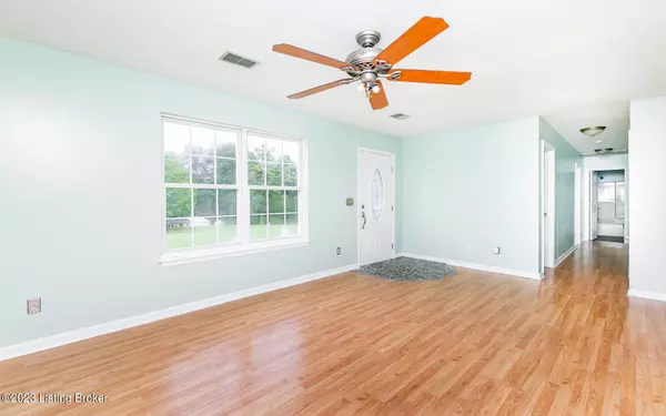 Elizabethtown, KY 42701,402 Claudie Ave