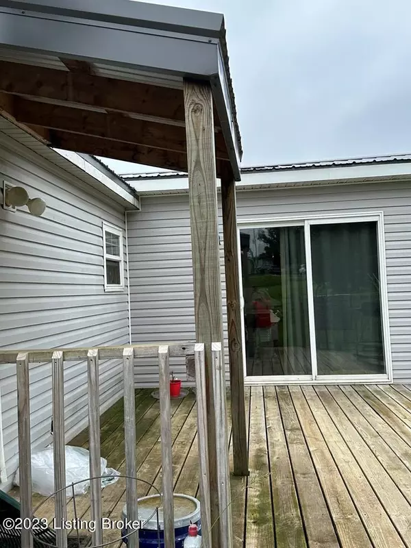 Wallingford, KY 41093,13115 Morehead Rd