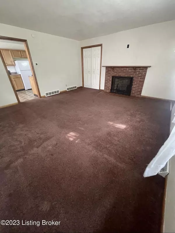 Clarksville, IN 47129,310 S Clark Blvd #A