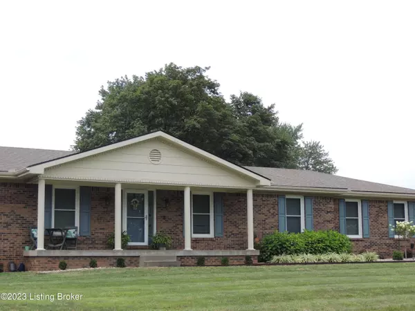 222 Edgewood Dr, Bardstown, KY 40004