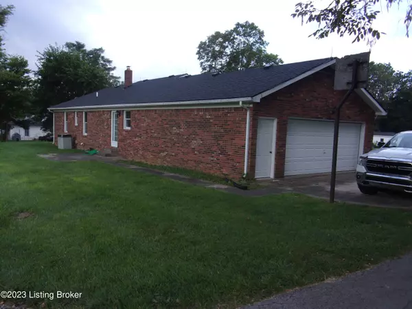 Fairfield, KY 40020,109 Highland St