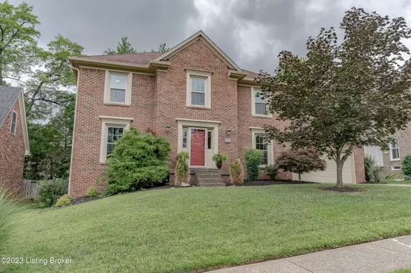 4114 Saratoga Woods Dr, Louisville, KY 40299