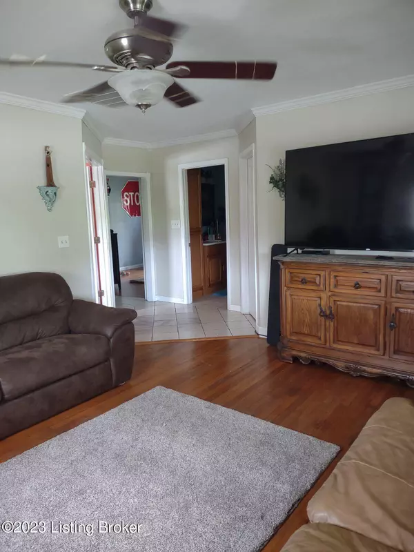 Brodhead, KY 40409,3057 Chestnut Grove Rd