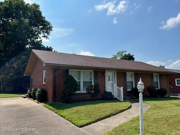 10506 Nanka Rd, Louisville, KY 40272