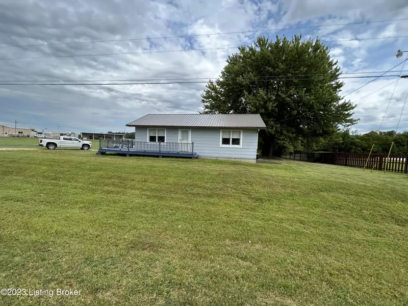 2144 W 60 Hwy, Hardinsburg, KY 40143