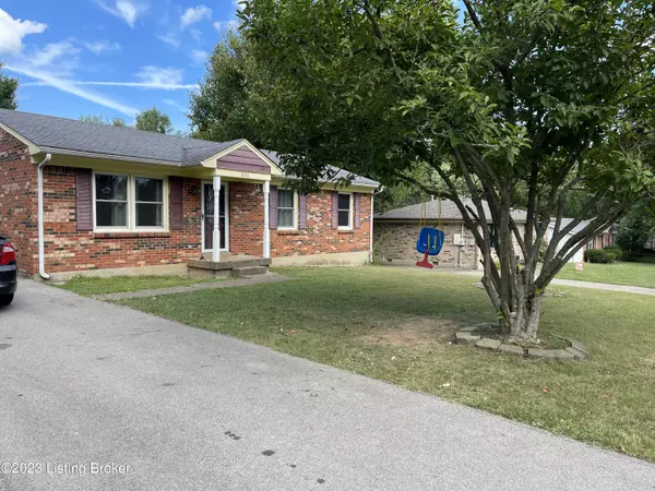 205 Hoffman Ln, La Grange, KY 40031