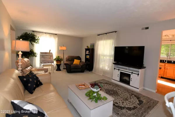 Florence, KY 41042,1810 Cliffview Ln