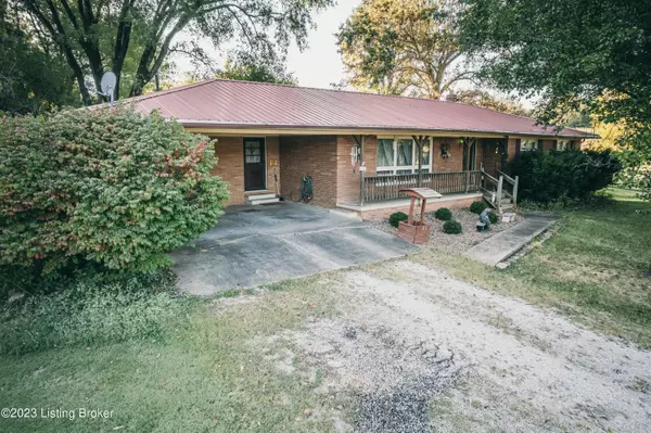 Cloverport, KY 40111,920 Cottonwood Dr