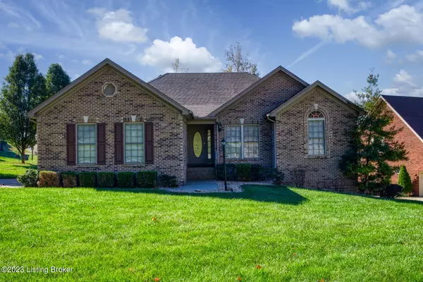 7501 Deer Hollow Ln,  Louisville,  KY 40214