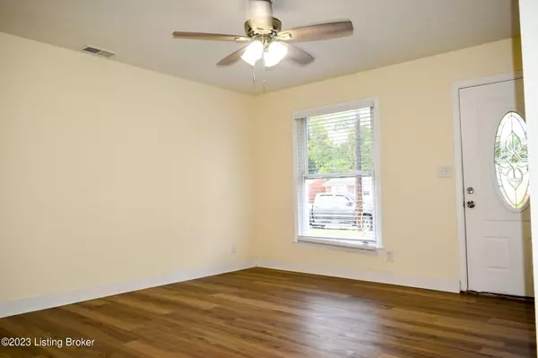 Louisville, KY 40219,4602 Balaton Dr