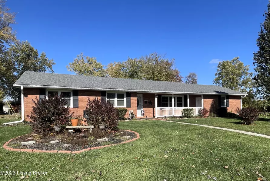 146 Crestwood Dr, Madison, IN 47250